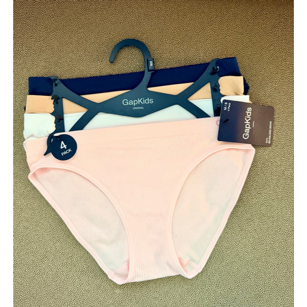 NWT GAP (4) SEAMLESS BIKINIS-SIZE 8